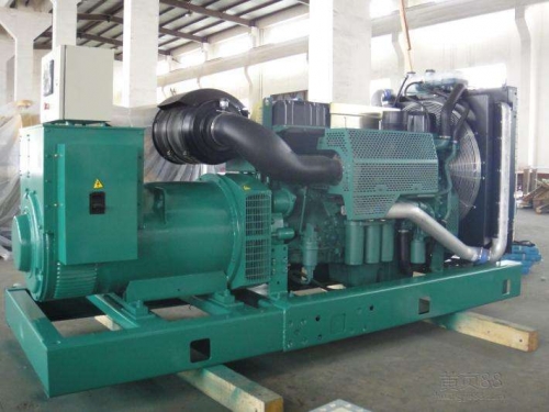 乐至康明斯发电机出租：确保您的业务不间断！